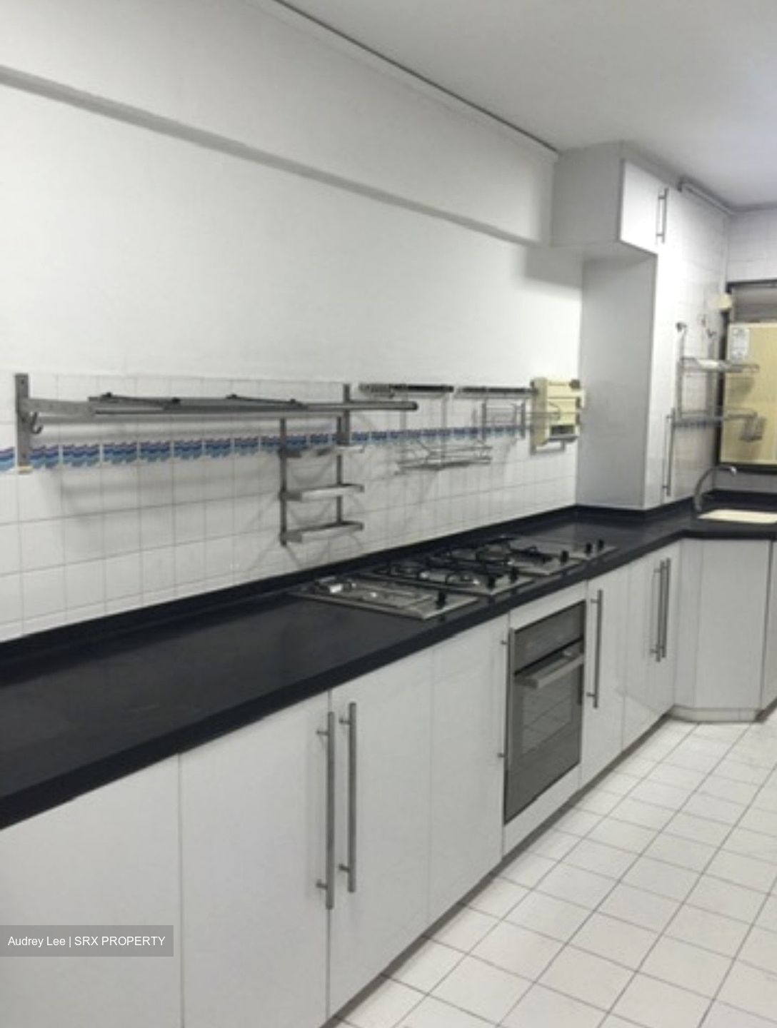 Blk 329 Serangoon Avenue 3 (Serangoon), HDB 5 Rooms #593711101